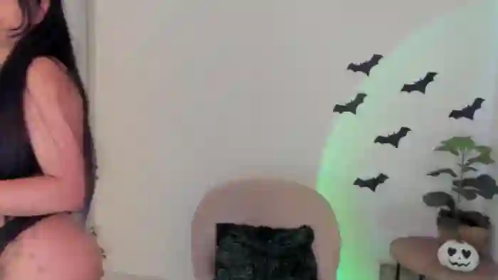 2025/10/26/mfc-sexyalisom-15-00-31