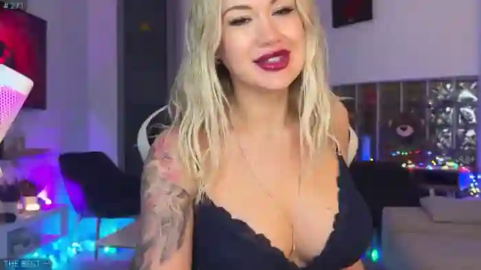 2025/10/27/mfc-alexiangel-05-24-49