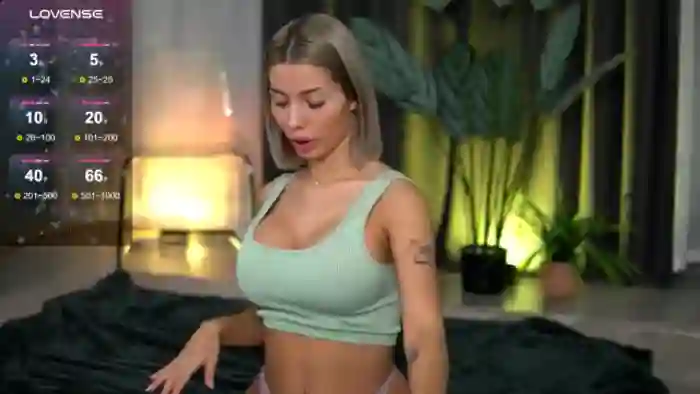 2025/10/27/mfc-audreyzanne-07-39-44