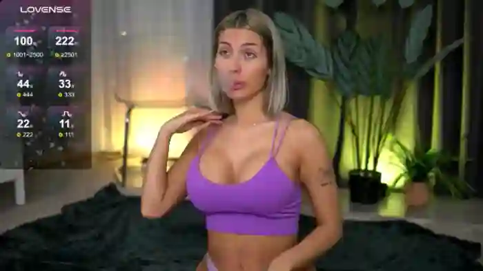 2025/10/27/mfc-audreyzanne-10-27-38