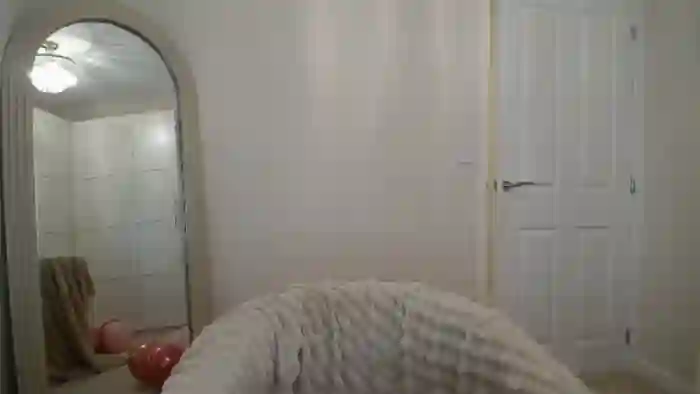 2025/10/27/mfc-beccabelle-20-22-45