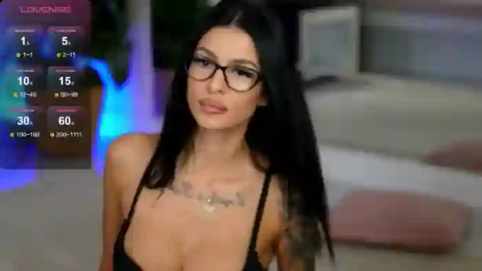 2025/10/27/mfc-evaamanti-05-43-58