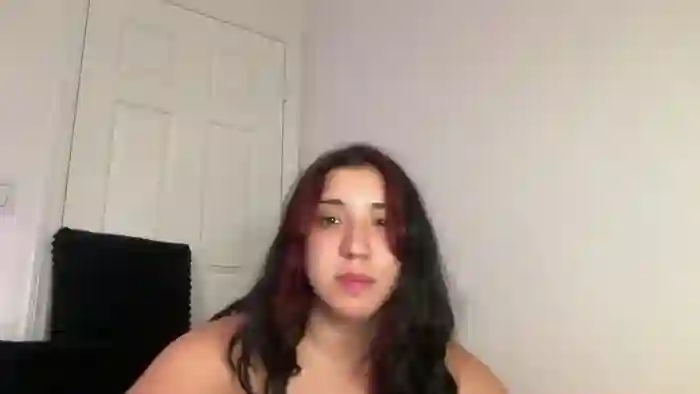 2025/10/27/mfc-nina_lovez-03-11-55