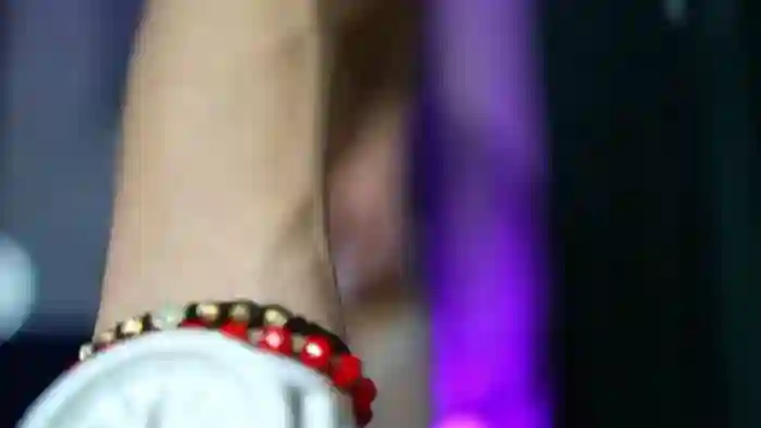 2025/10/27/mfc-rachelrave-06-14-50