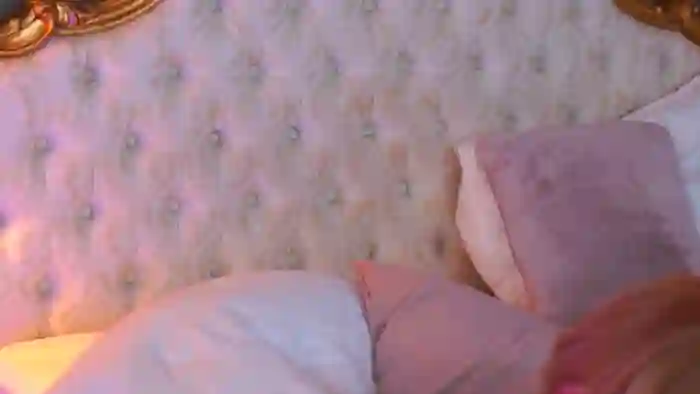 2025/10/28/mfc-ellieredd-17-08-14