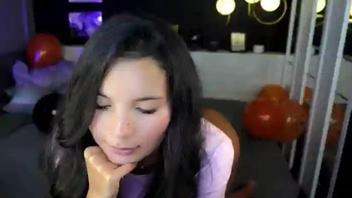 2025/10/28/mfc-erika_soofty-15-34-58