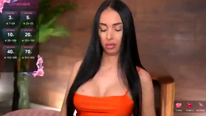 2025/10/28/mfc-kairaandrews-20-18-28