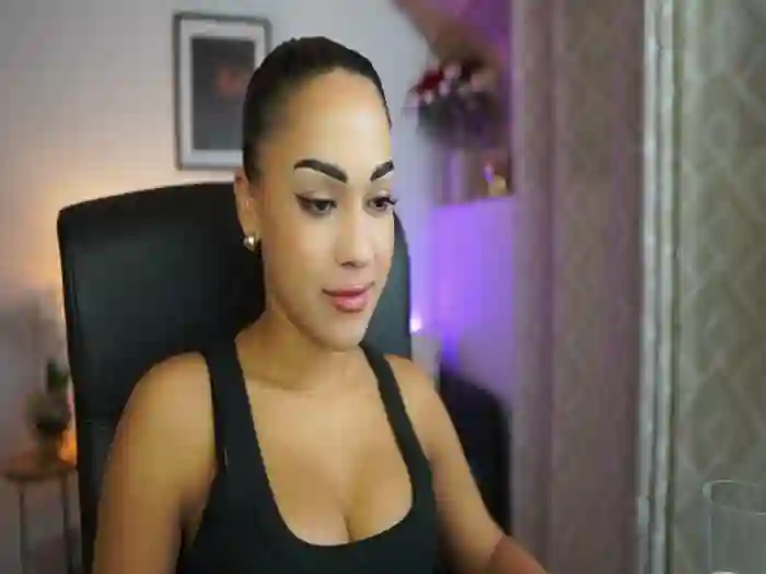 2025/10/28/mfc-laniixxx-15-24-43