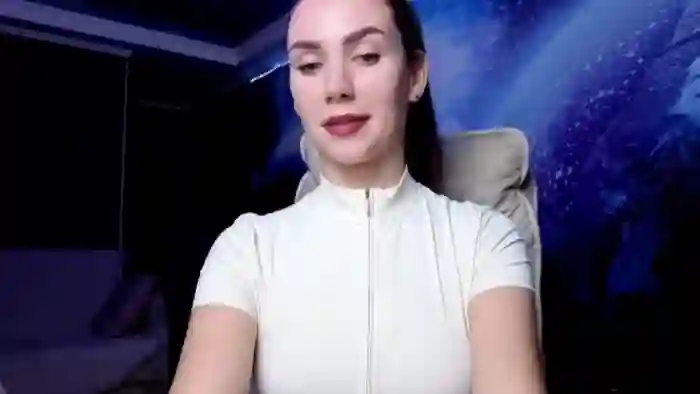 2025/10/28/mfc-mialuxe-17-26-28