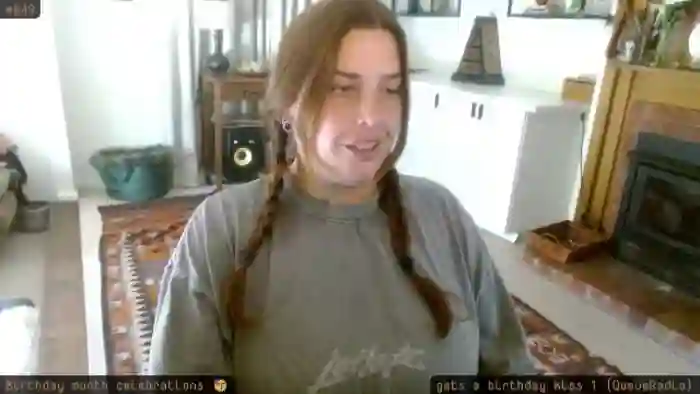 2025/10/28/mfc-honeytits_-07-16-41