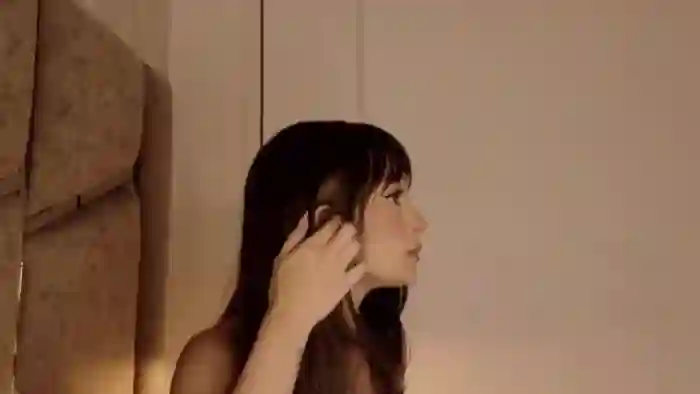 2025/10/29/mfc-scarlethlux-06-25-55