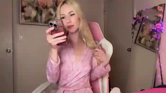 2025/10/29/mfc-stellarose-04-15-40