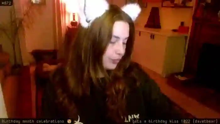 2025/10/30/mfc-honeytits_-08-05-23