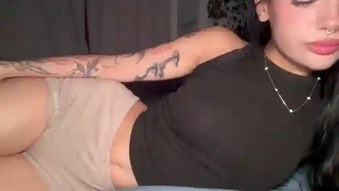 2025/10/31/mfc-mayflowers-05-12-11