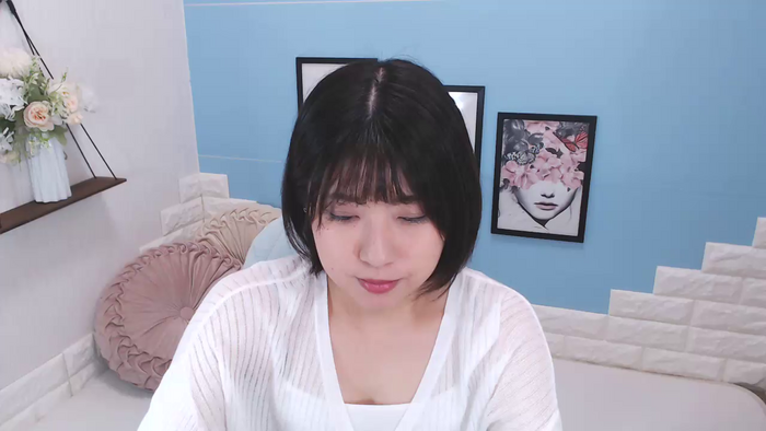 YUINAooX