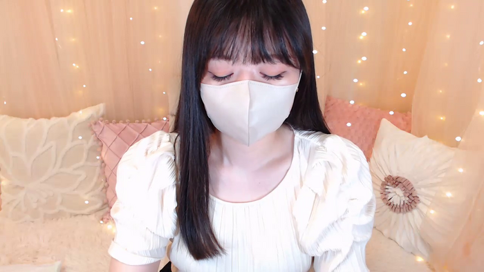 Yuix0