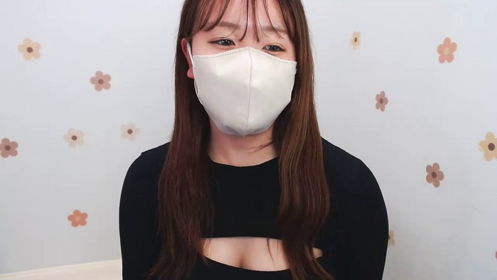 YUIssQ
