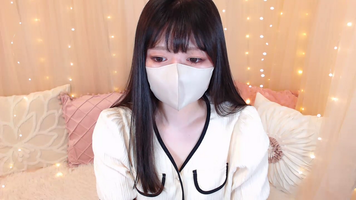 Yuix0