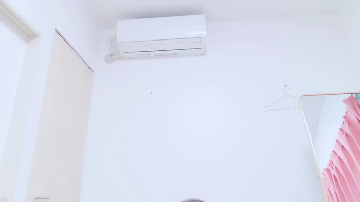 xYURIAxx