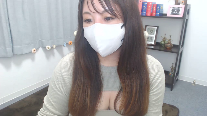 YURI3m