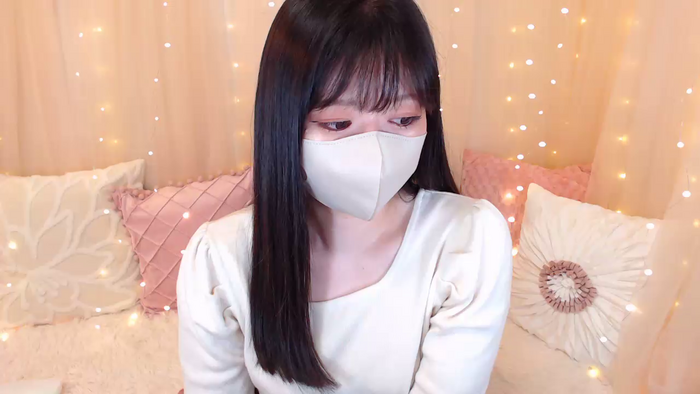 Yuix0