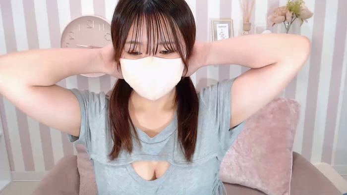 YUIssQ