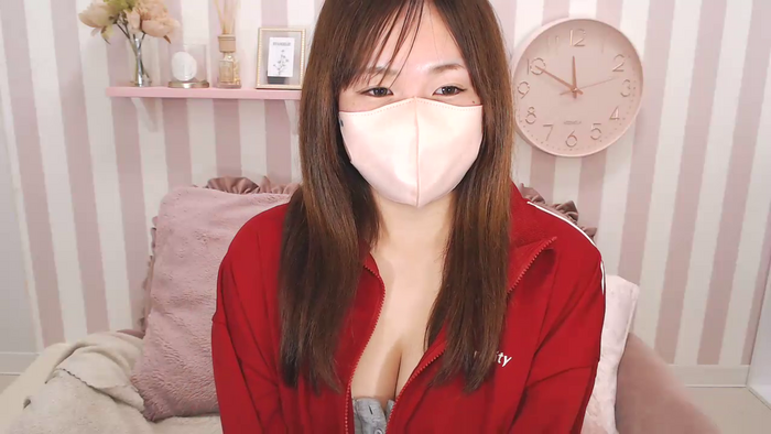 YUIssQ