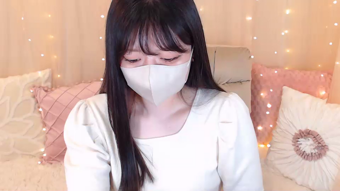 Yuix0