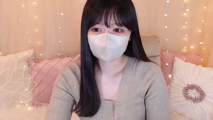 Yuix0