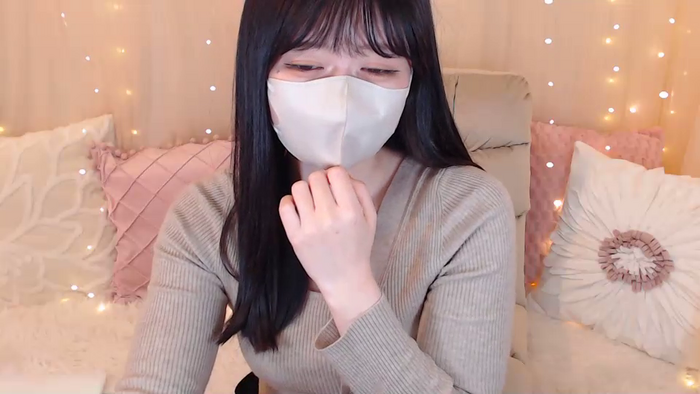 Yuix0