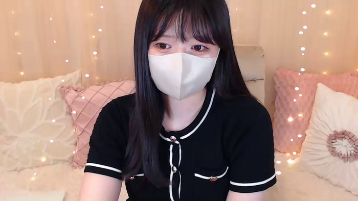 Yuix0