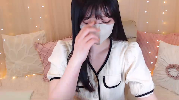 Yuix0