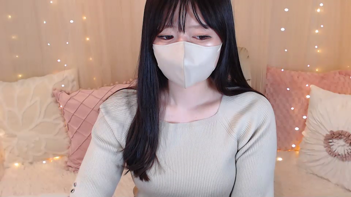Yuix0