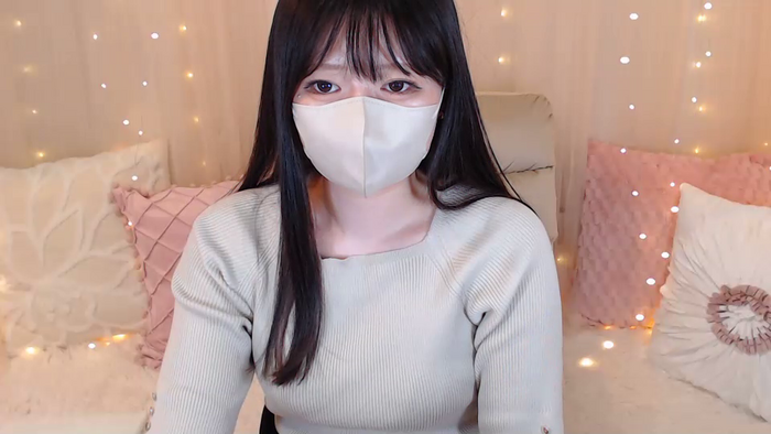 Yuix0