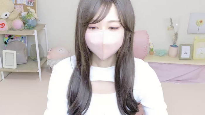 MAIKAxo