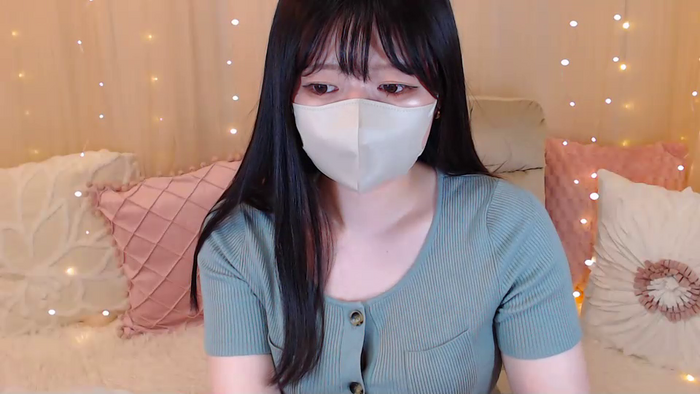 Yuix0