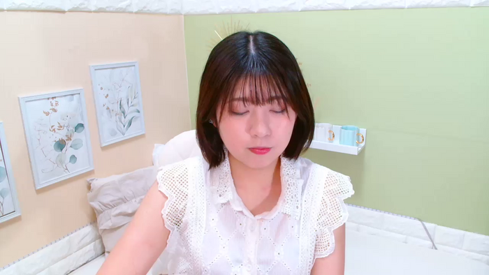 YUINAooX