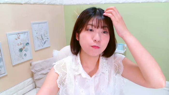 YUINAooX