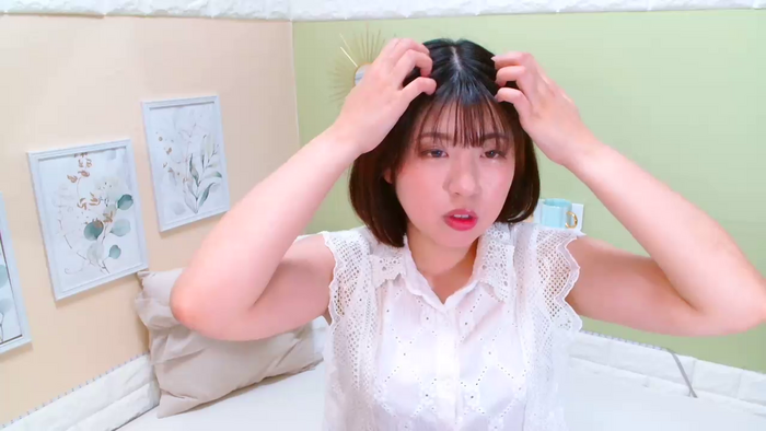 YUINAooX