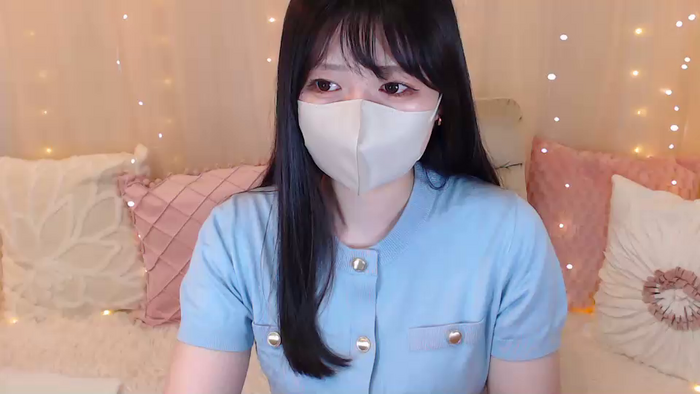 Yuix0