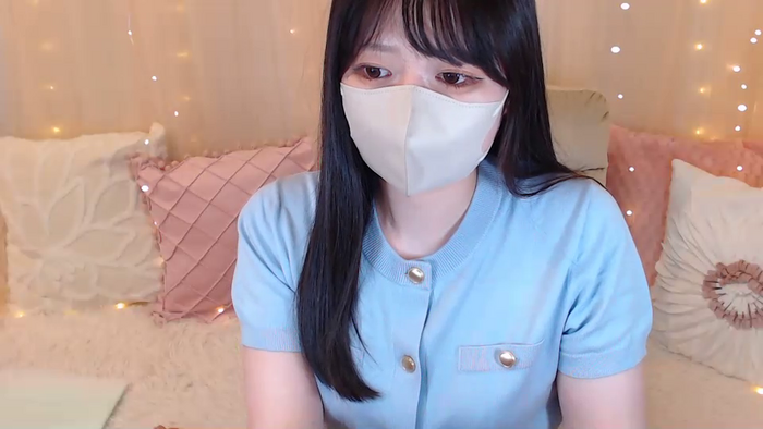 Yuix0
