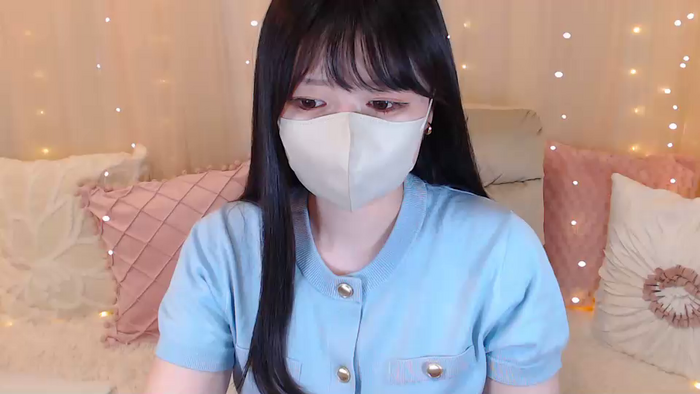 Yuix0
