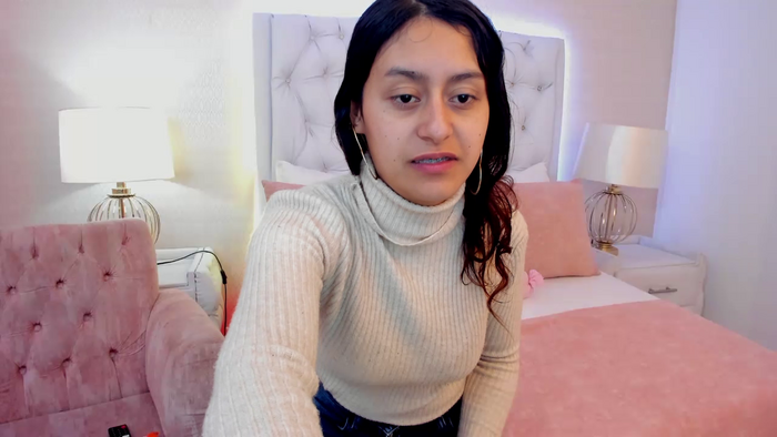 MiaLewis