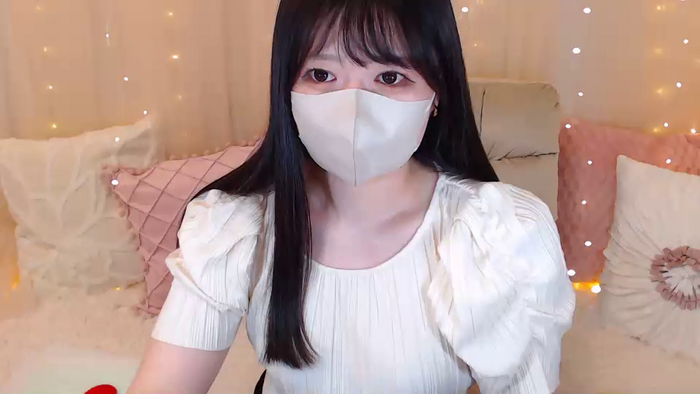 Yuix0