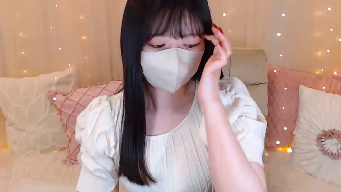 Yuix0