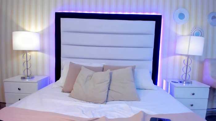 MiaJade