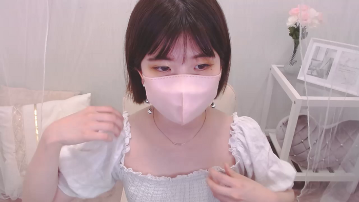AikaxxQQ
