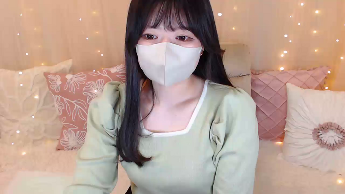 Yuix0