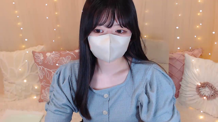 Yuix0