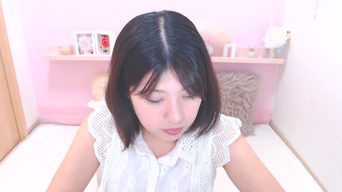 YUINAooX